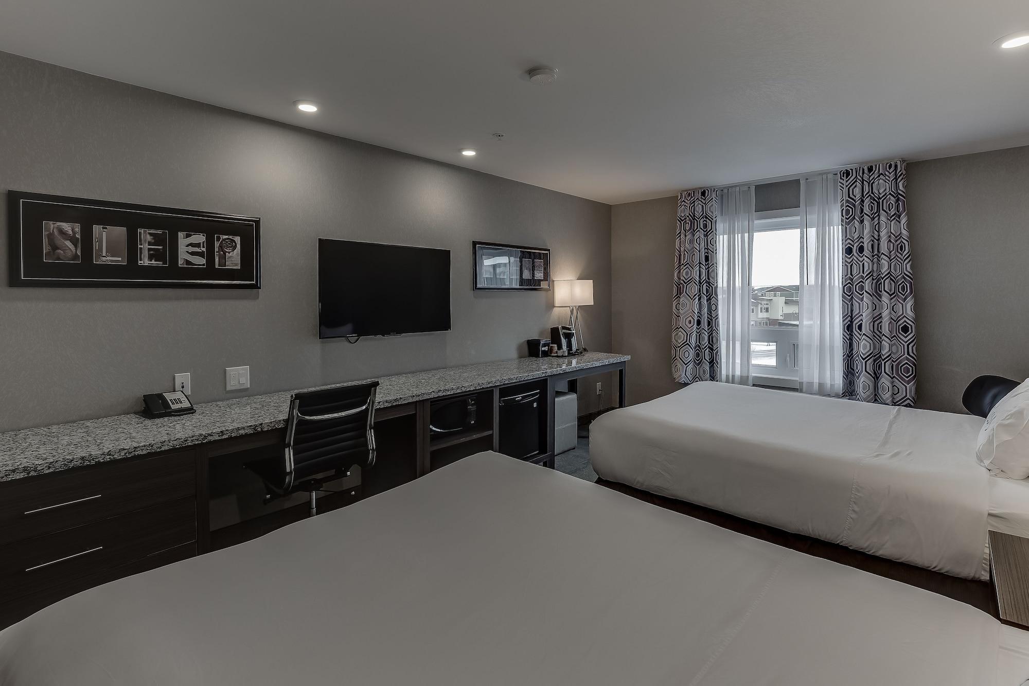 Home Inn & Suites Saskatoon South Bagian luar foto