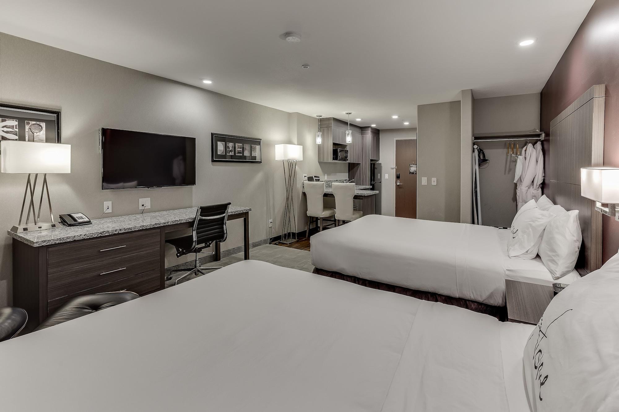 Home Inn & Suites Saskatoon South Bagian luar foto