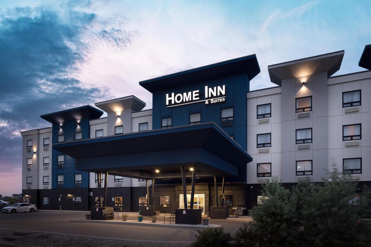 Home Inn & Suites Saskatoon South Bagian luar foto